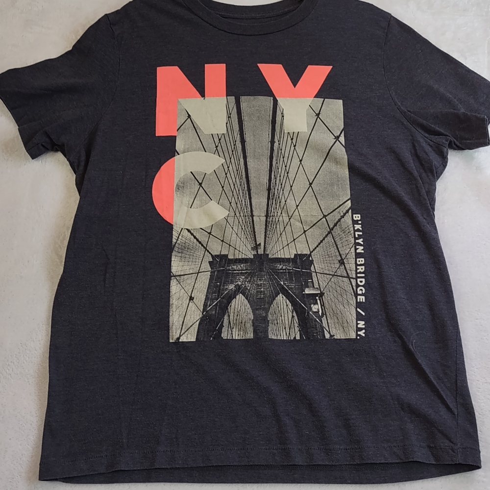 Abercrombie & Fitch NYC Graphic Tee - Black and Red